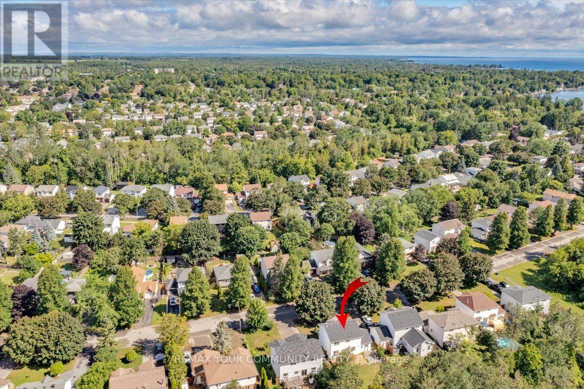 1005 VANCE CRESCENT - Image 36