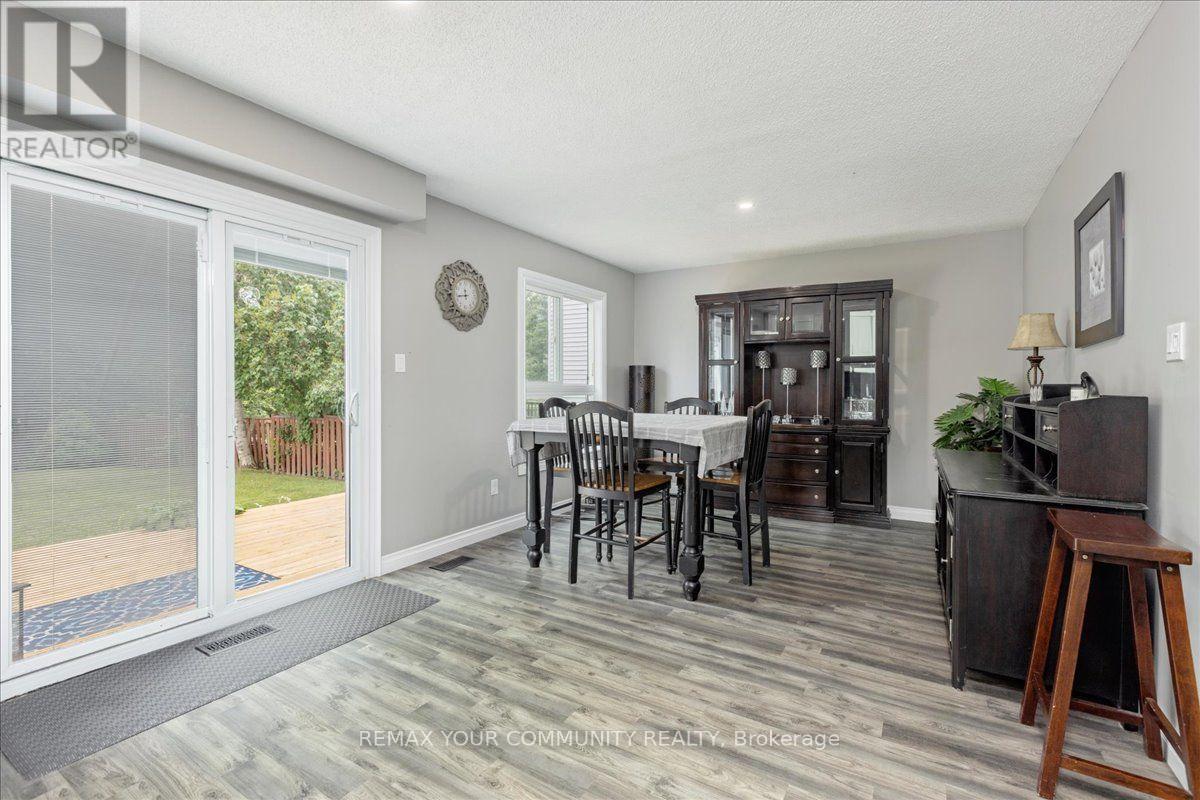 1005 VANCE CRESCENT - Image 9
