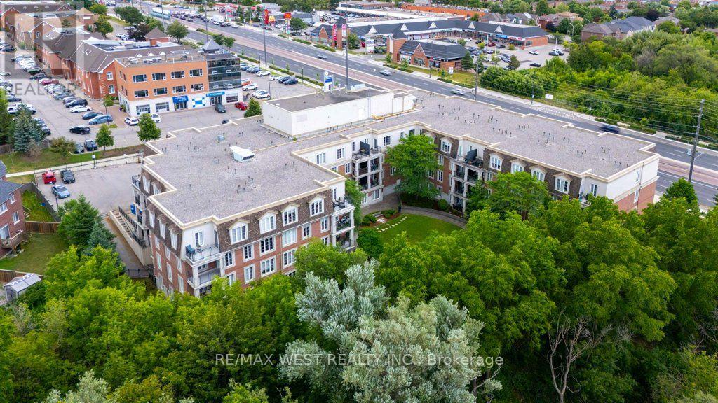 #PH 413 4620 HIGHWAY 7 AVENUE - 3