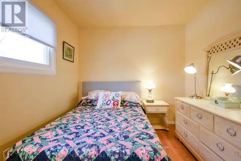 8 SANDRA DRIVE - Image 22
