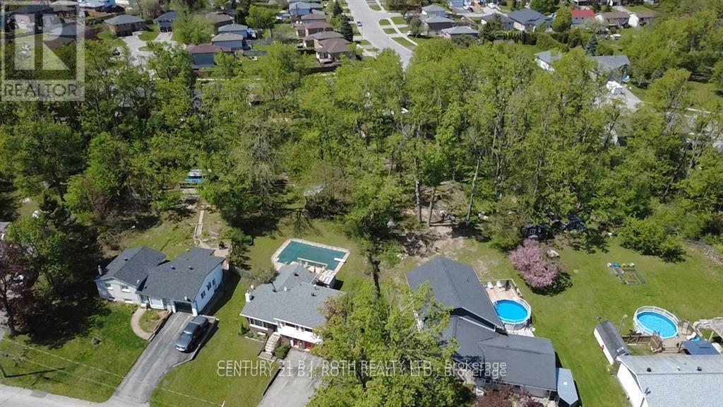 8 SANDRA DRIVE - Image 39