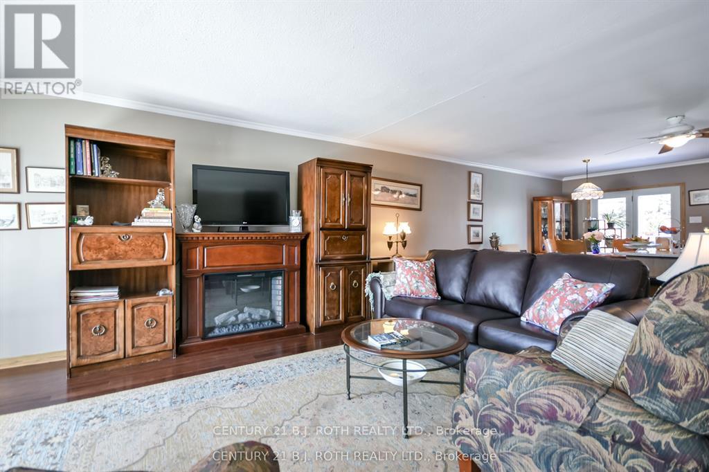 8 SANDRA DRIVE - Image 9
