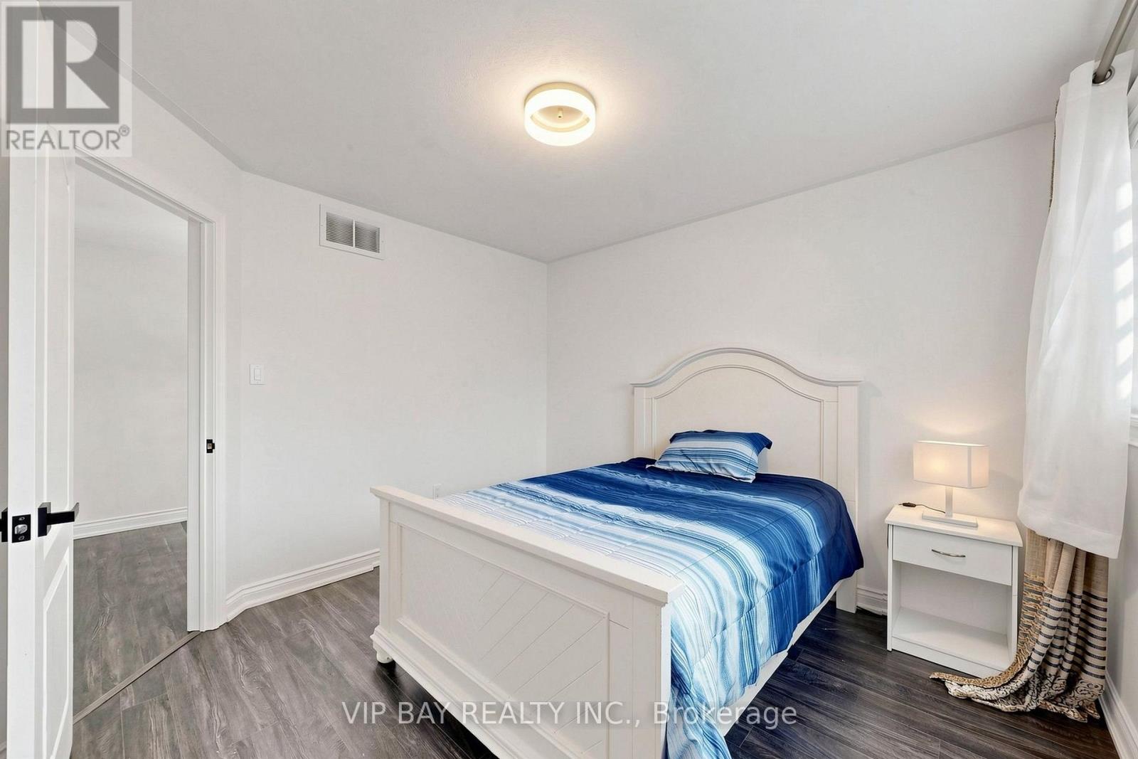 77 AMBERVIEW DRIVE - 27
