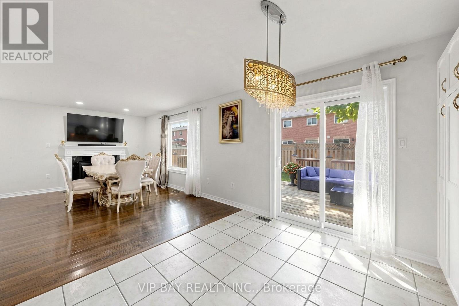 77 AMBERVIEW DRIVE - 9