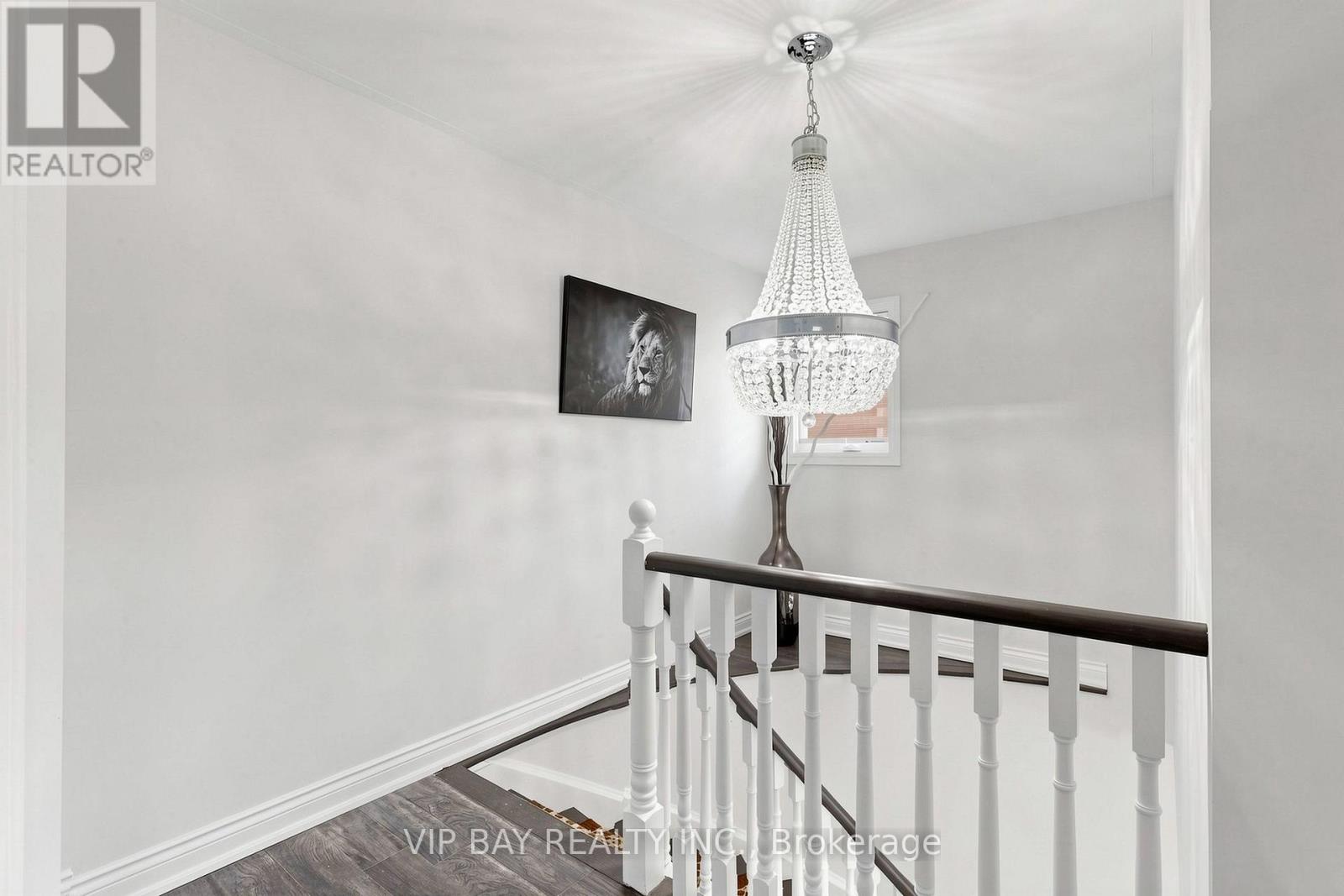 77 AMBERVIEW DRIVE - 20