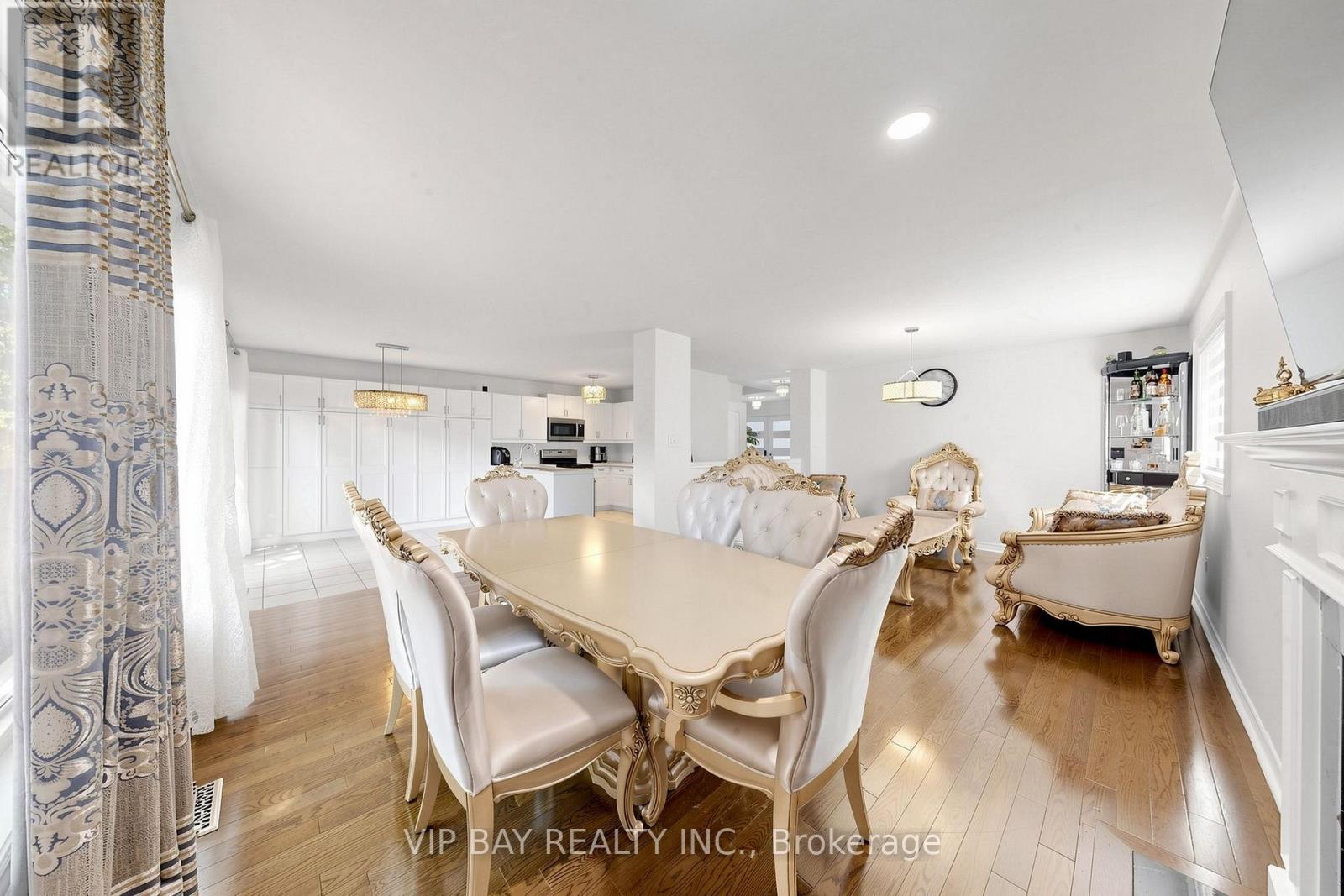 77 AMBERVIEW DRIVE - 8