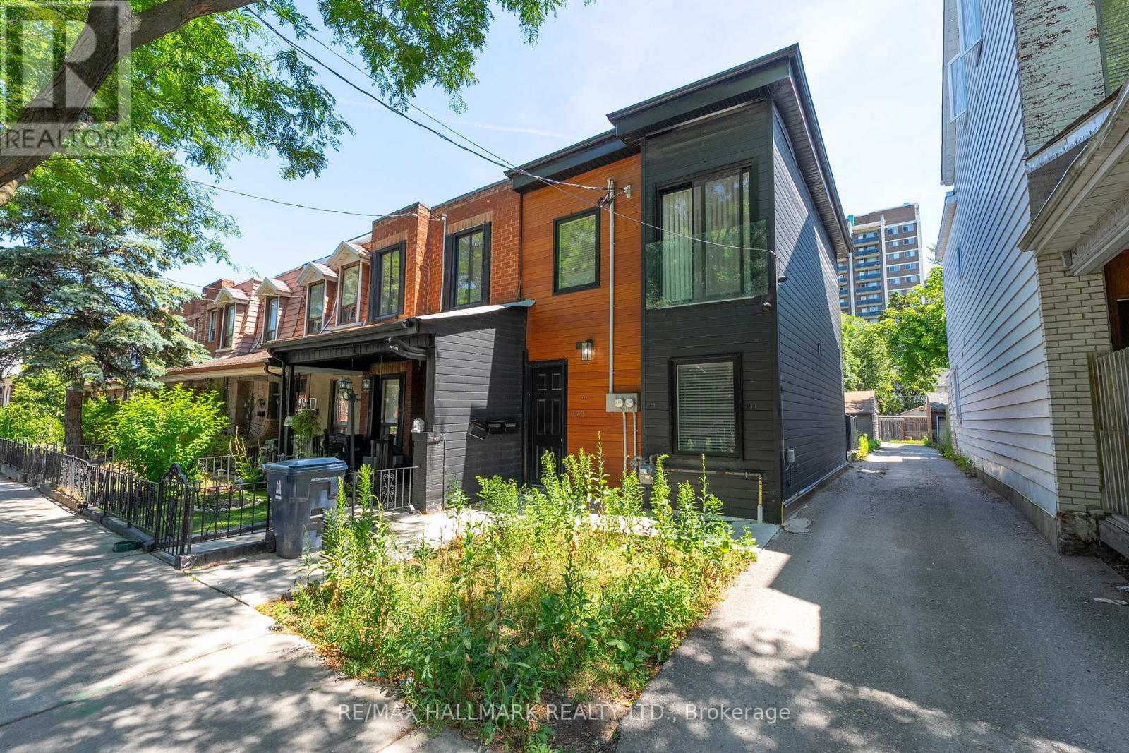 123 LANSDOWNE AVENUE - 1