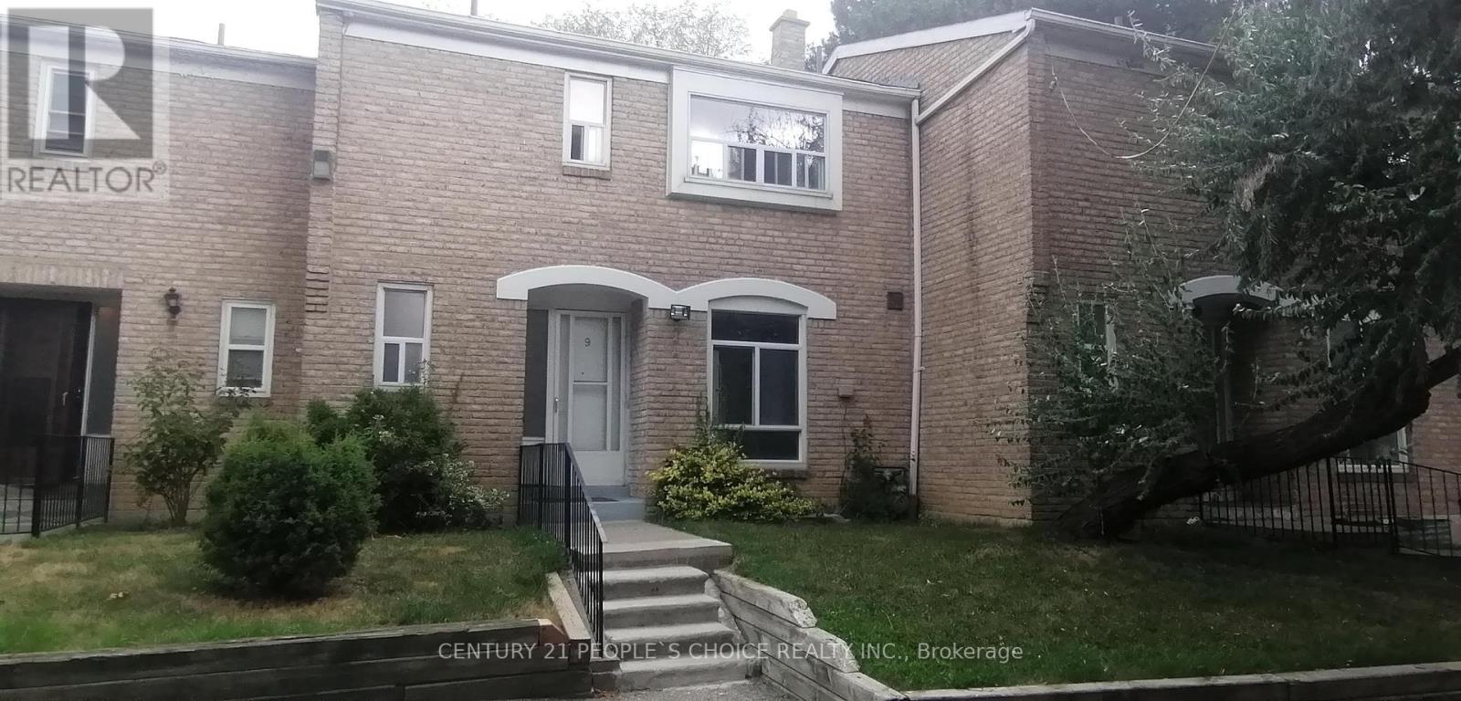 #9 17 GOSFORD BOULEVARD - 1