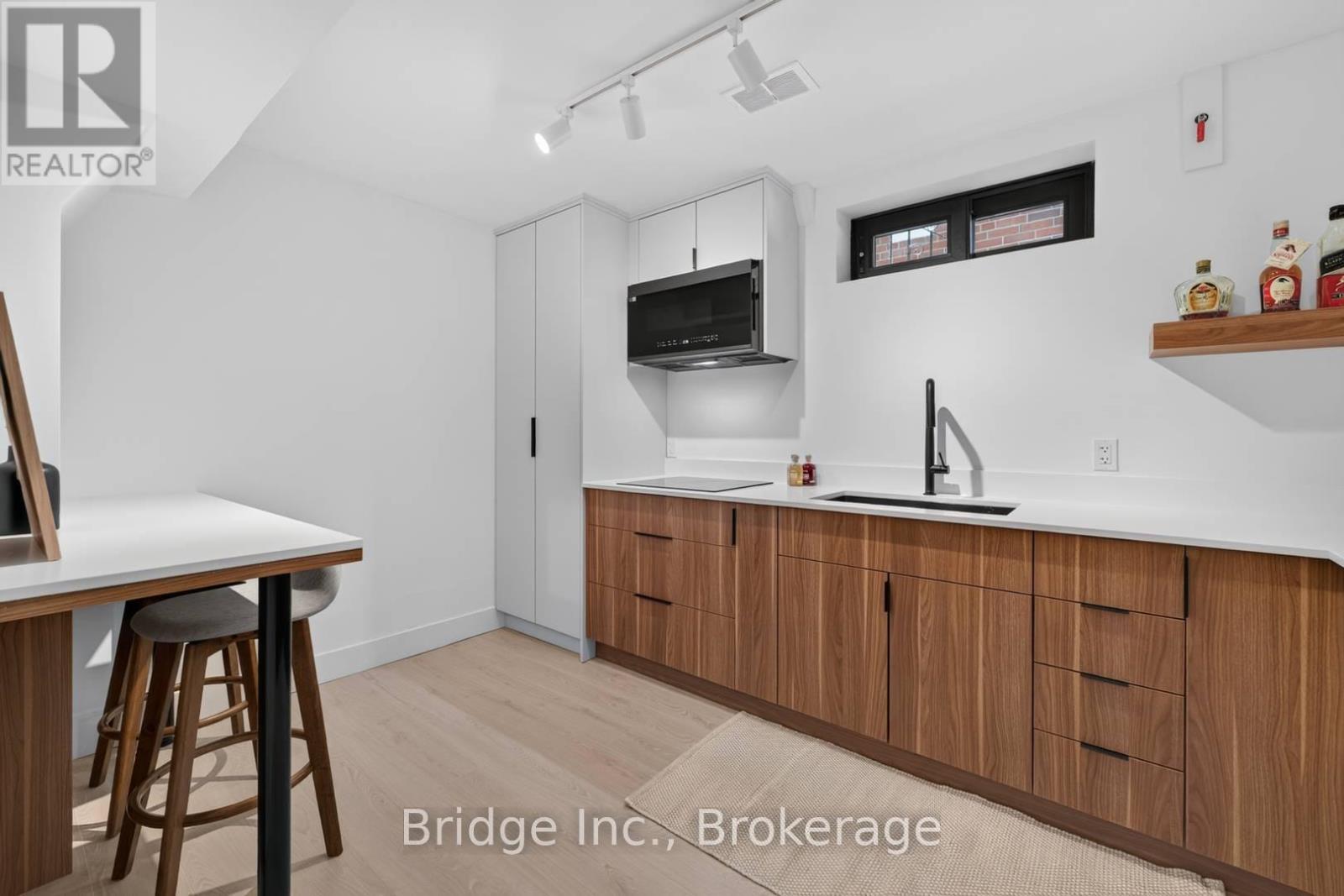 14 NORSEMAN STREET - Image 42