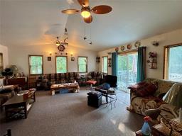 38135 Hillside Beach Road, Hillside Beach, MB R0E2A0 Photo 12