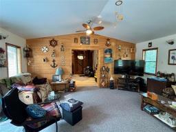 38135 Hillside Beach Road, Hillside Beach, MB R0E2A0 Photo 16