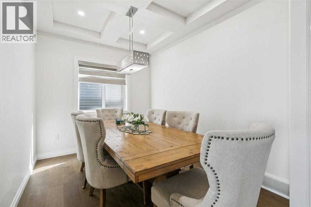 375 Corner Meadows Avenue NE - 6