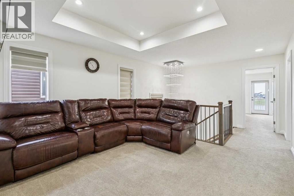 375 Corner Meadows Avenue NE - 26