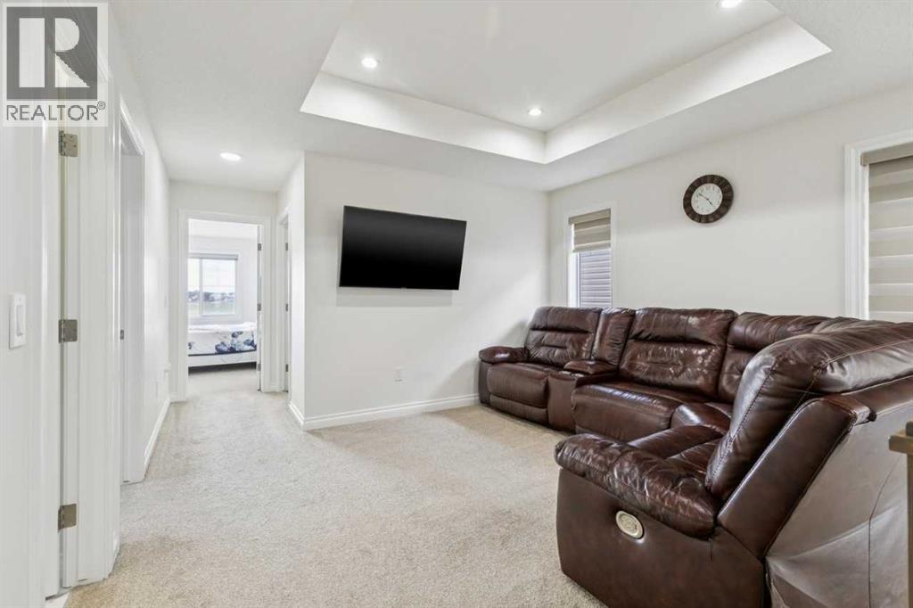 375 Corner Meadows Avenue NE - 25