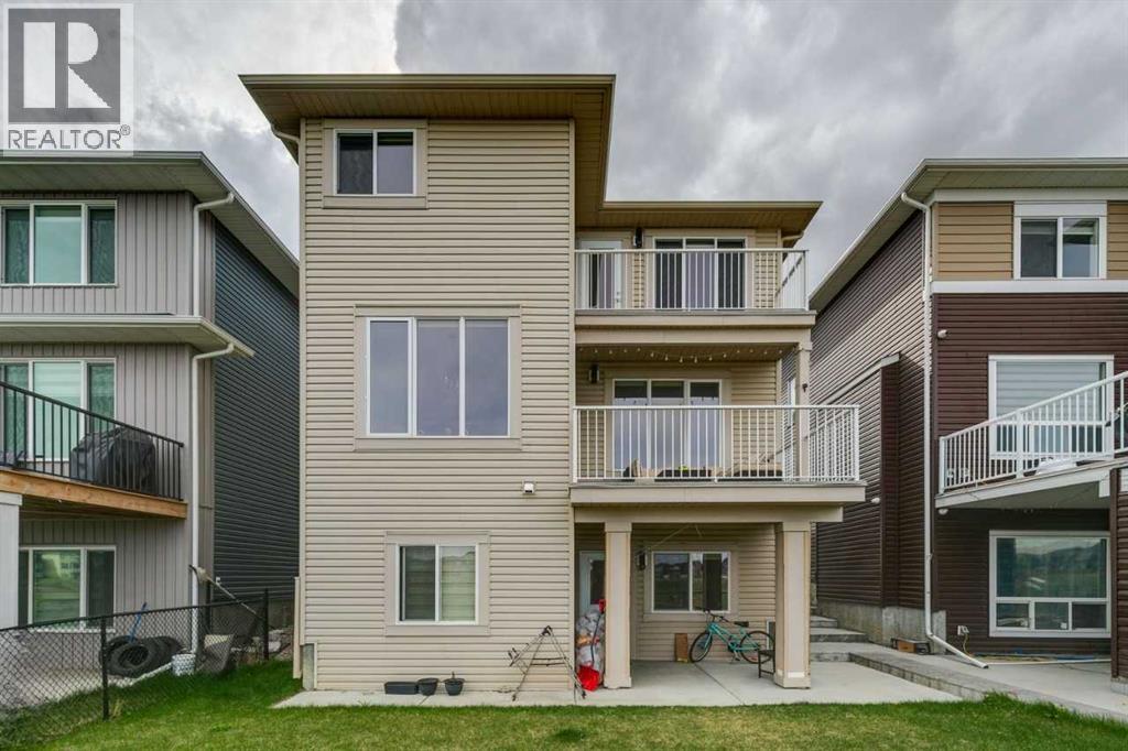 375 Corner Meadows Avenue NE - 48