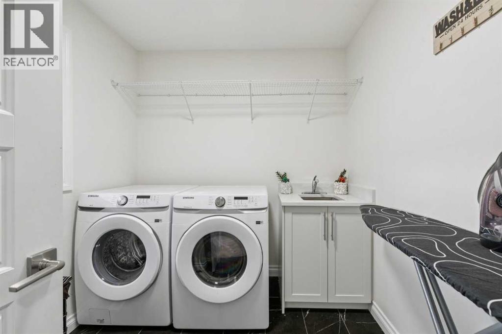 375 Corner Meadows Avenue NE - 38