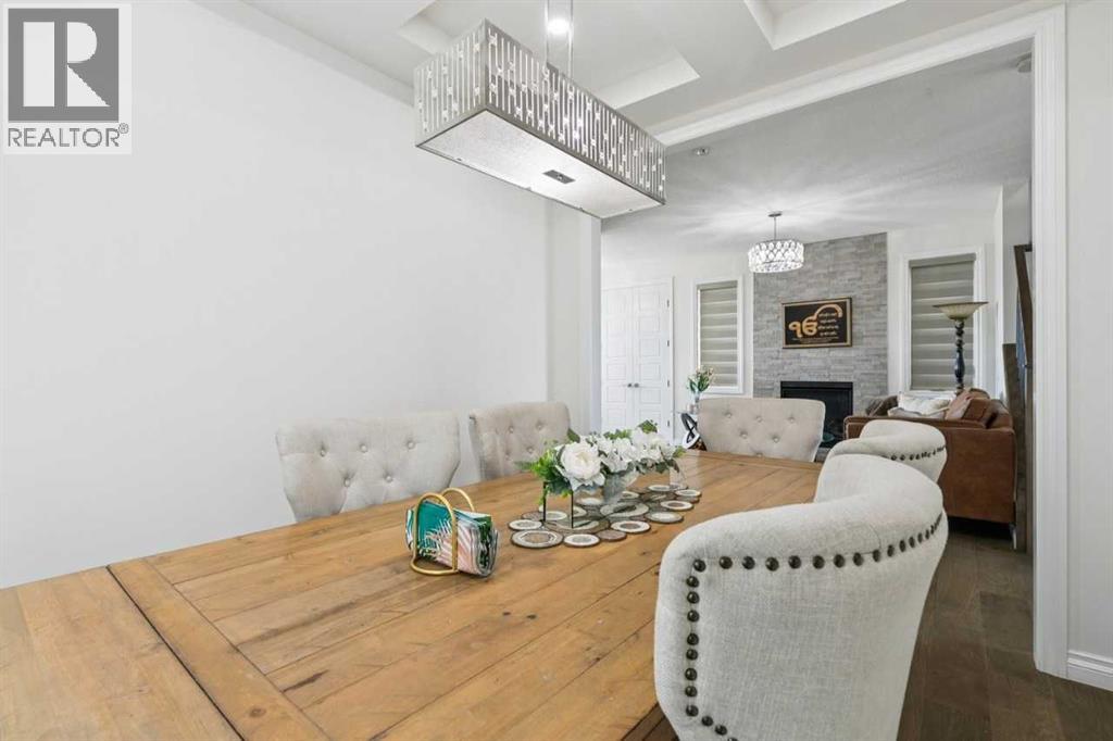 375 Corner Meadows Avenue NE - 7