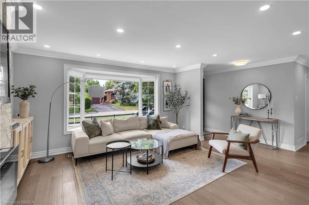 98 MILLER Road - 6
