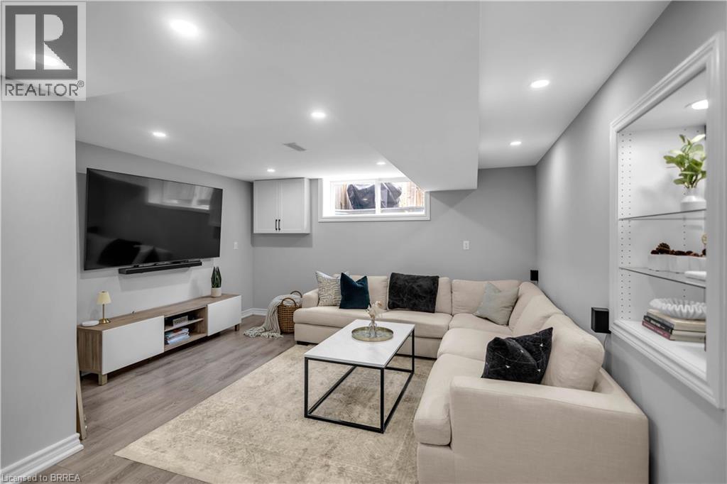 98 MILLER Road - 22