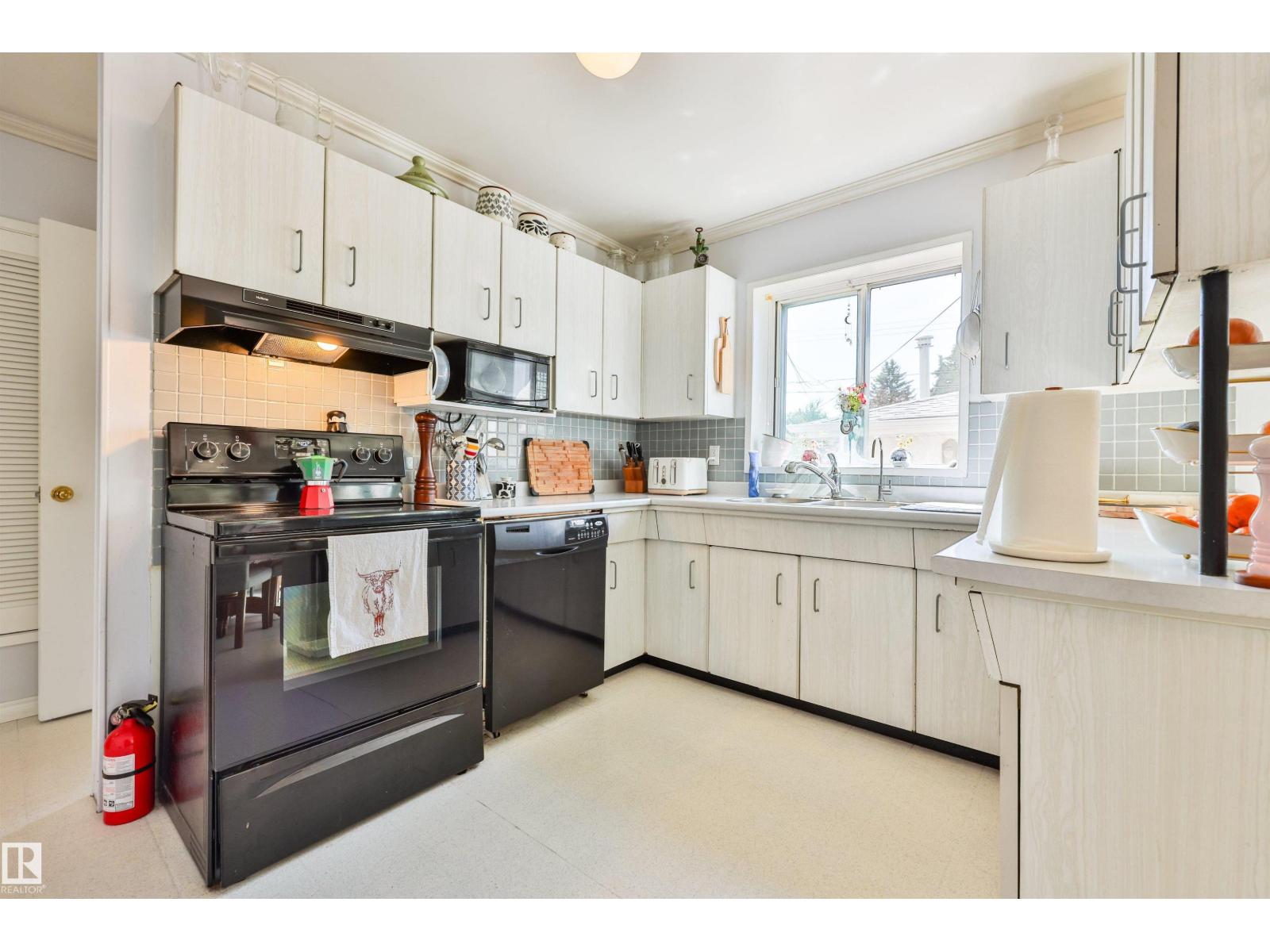 3824 111B ST NW NW - 12