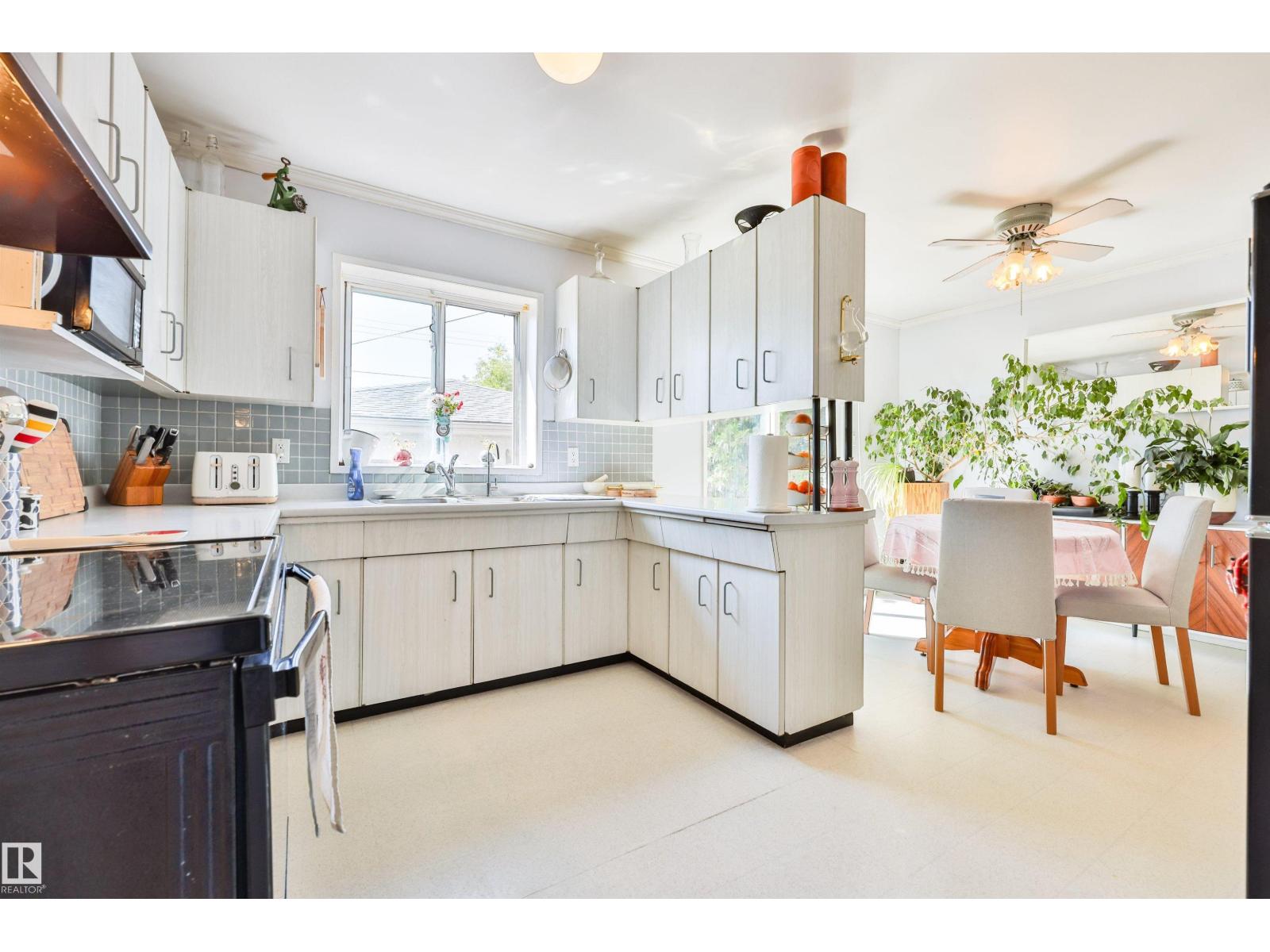 3824 111B ST NW NW - 13