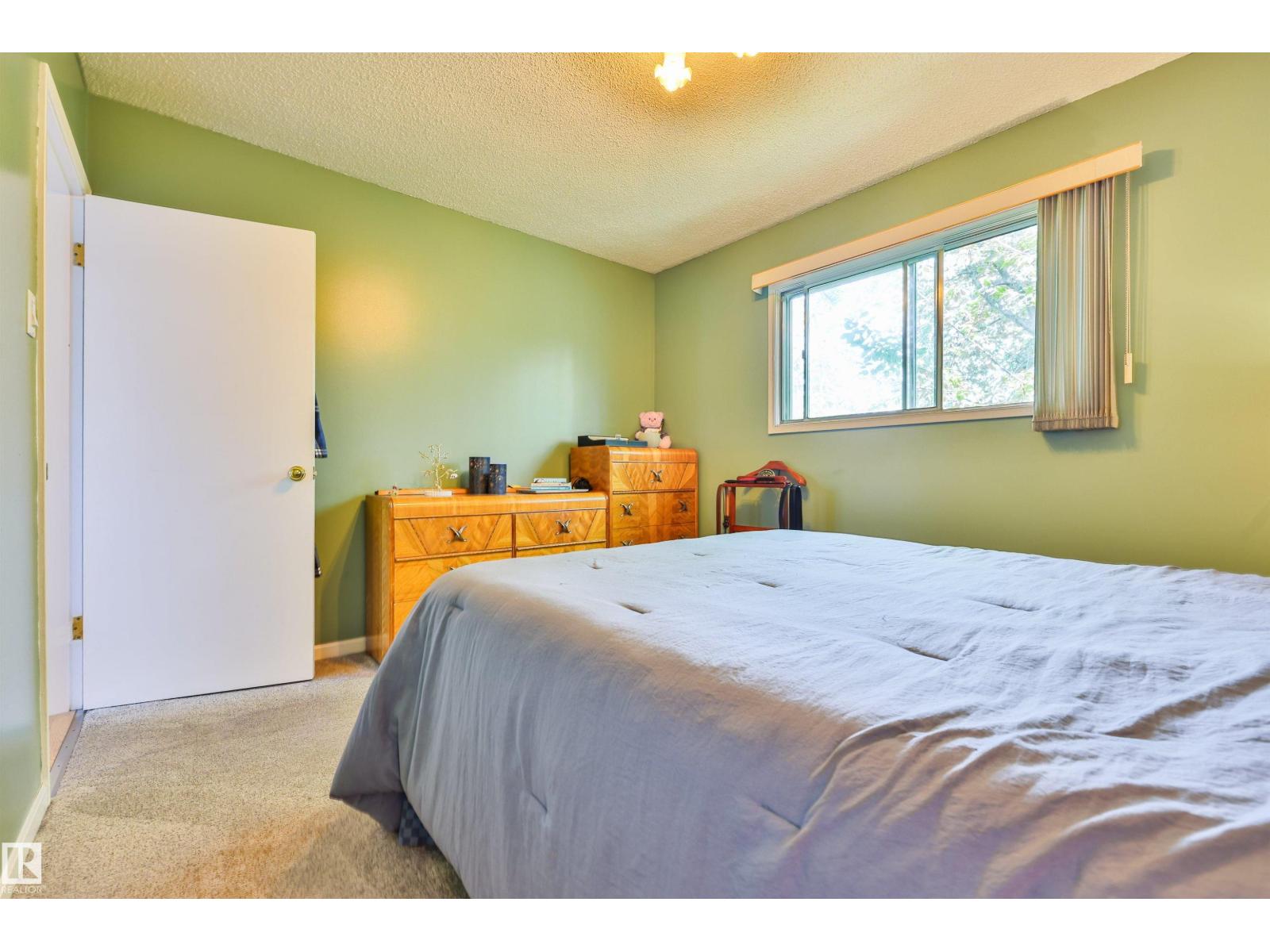 3824 111B ST NW NW - 17