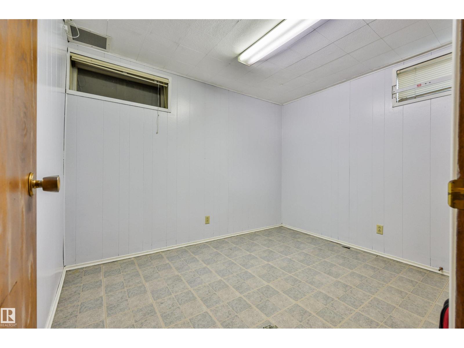 3824 111B ST NW NW - 31