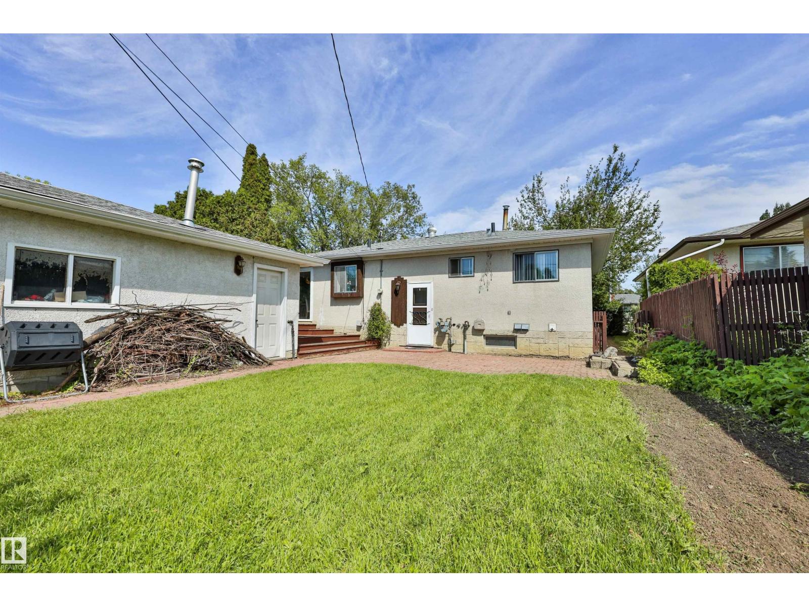 3824 111B ST NW NW - 37