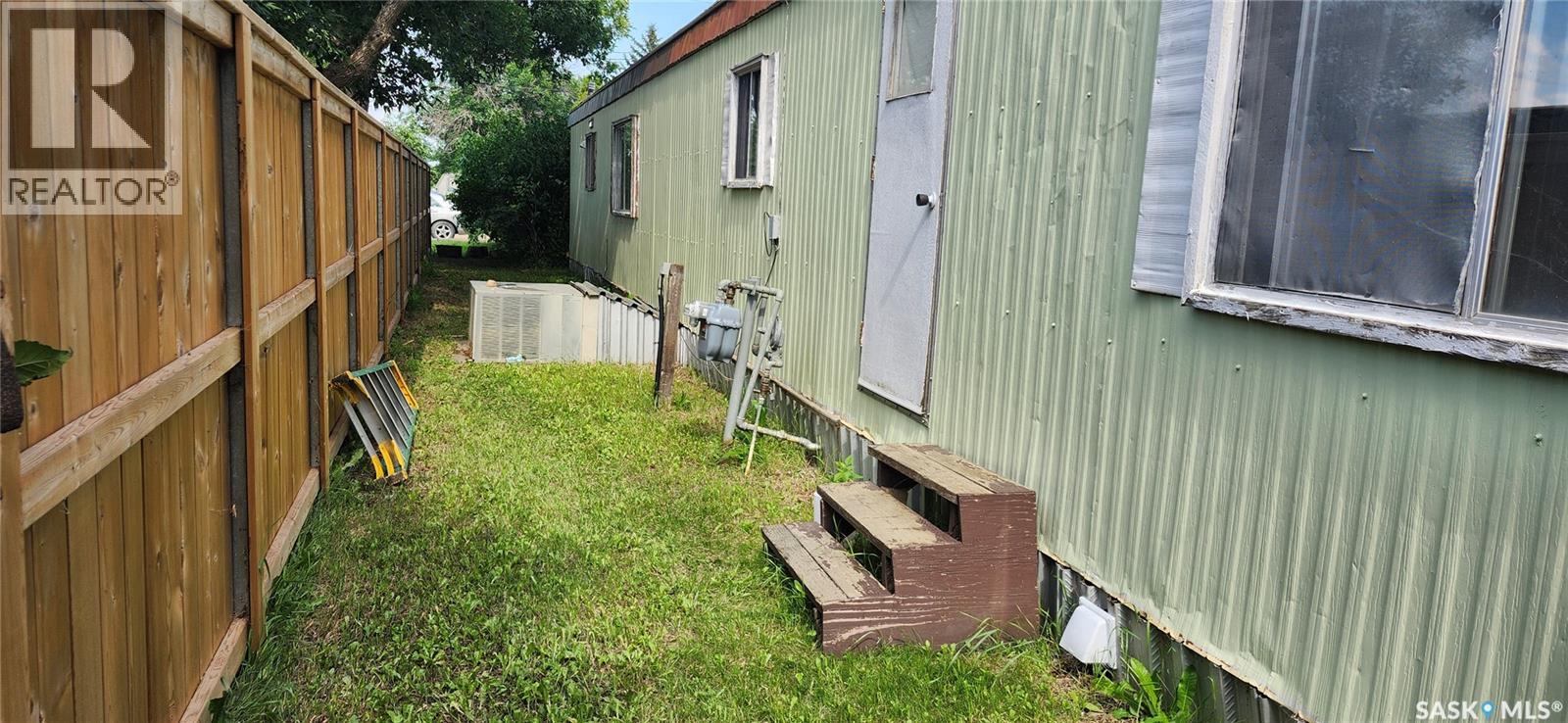 106 Larch STREET - 26