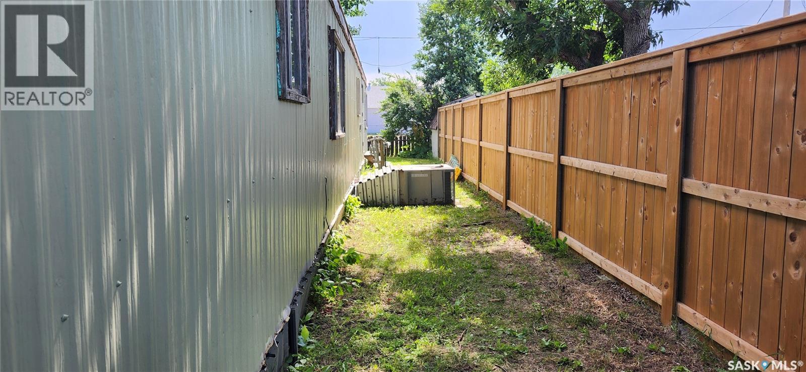 106 Larch STREET - 27