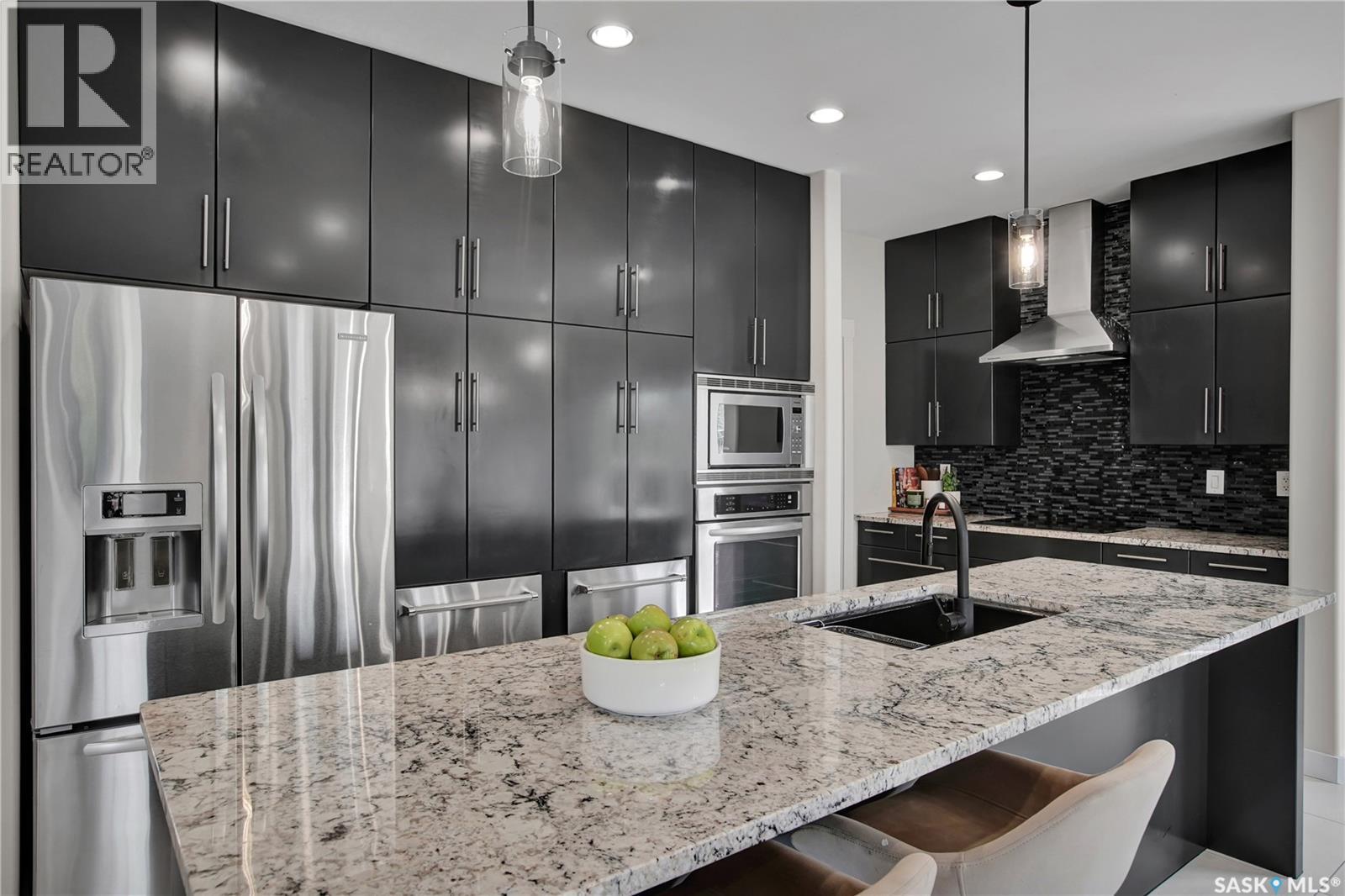 102 Kinsmen CRESCENT - Image 12