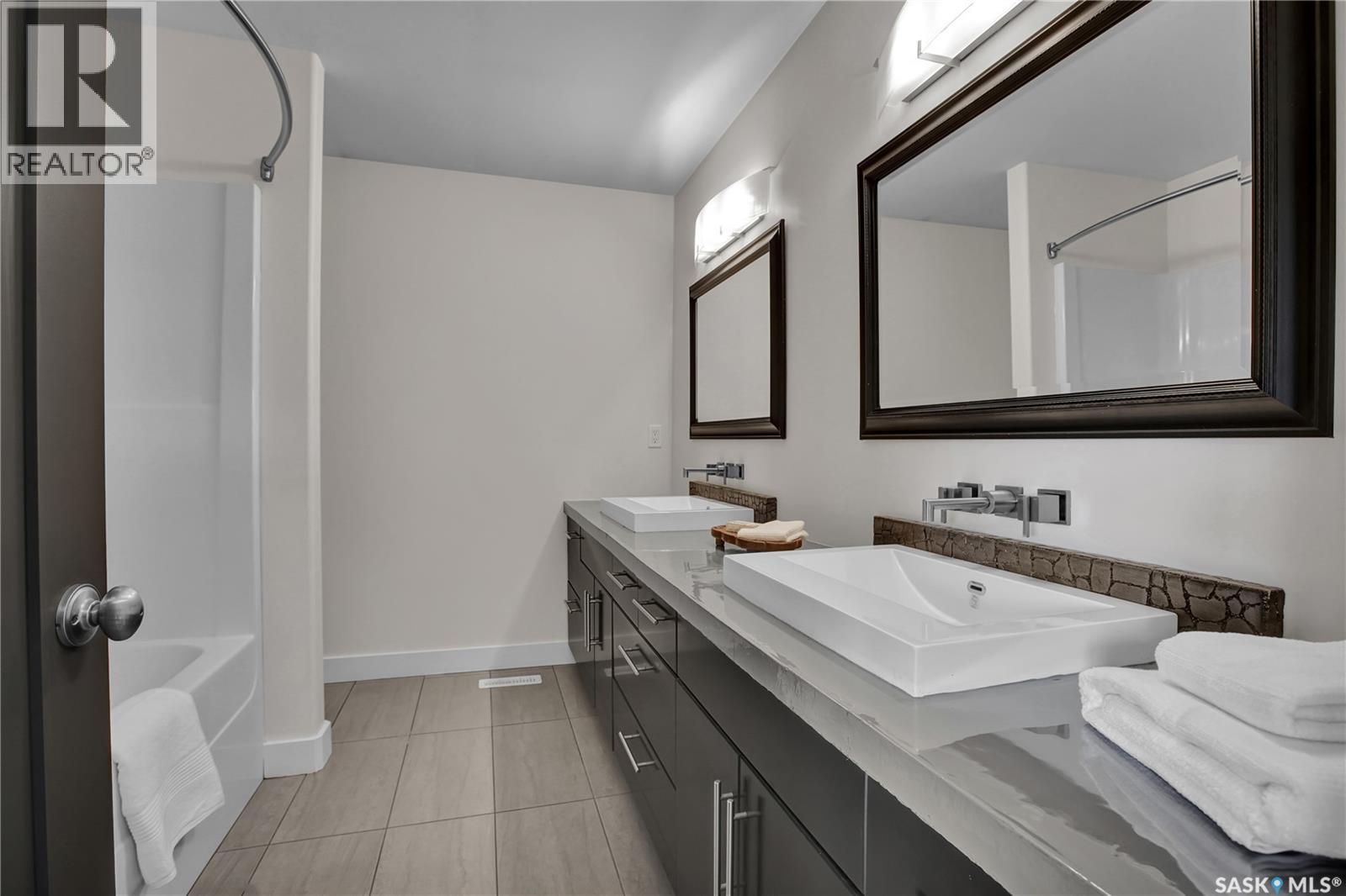 102 Kinsmen CRESCENT - Image 20
