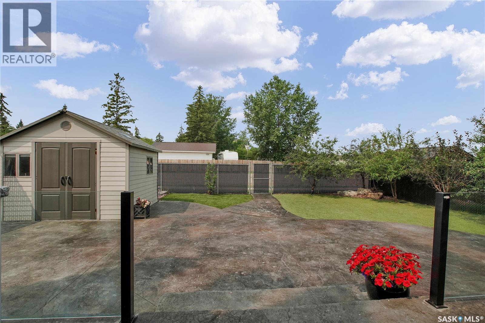 102 Kinsmen CRESCENT - Image 36