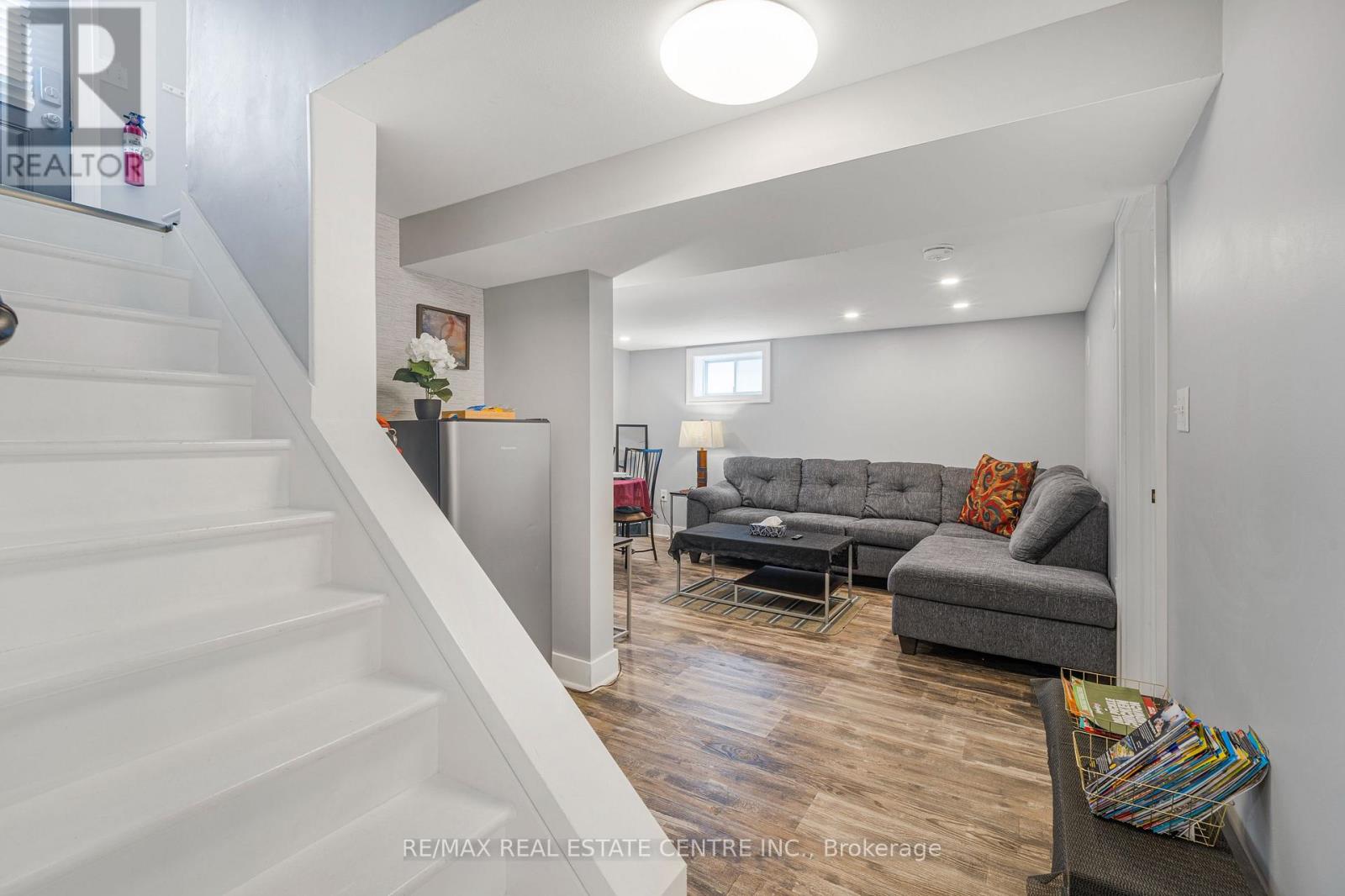 5857 MURRAY STREET - 28