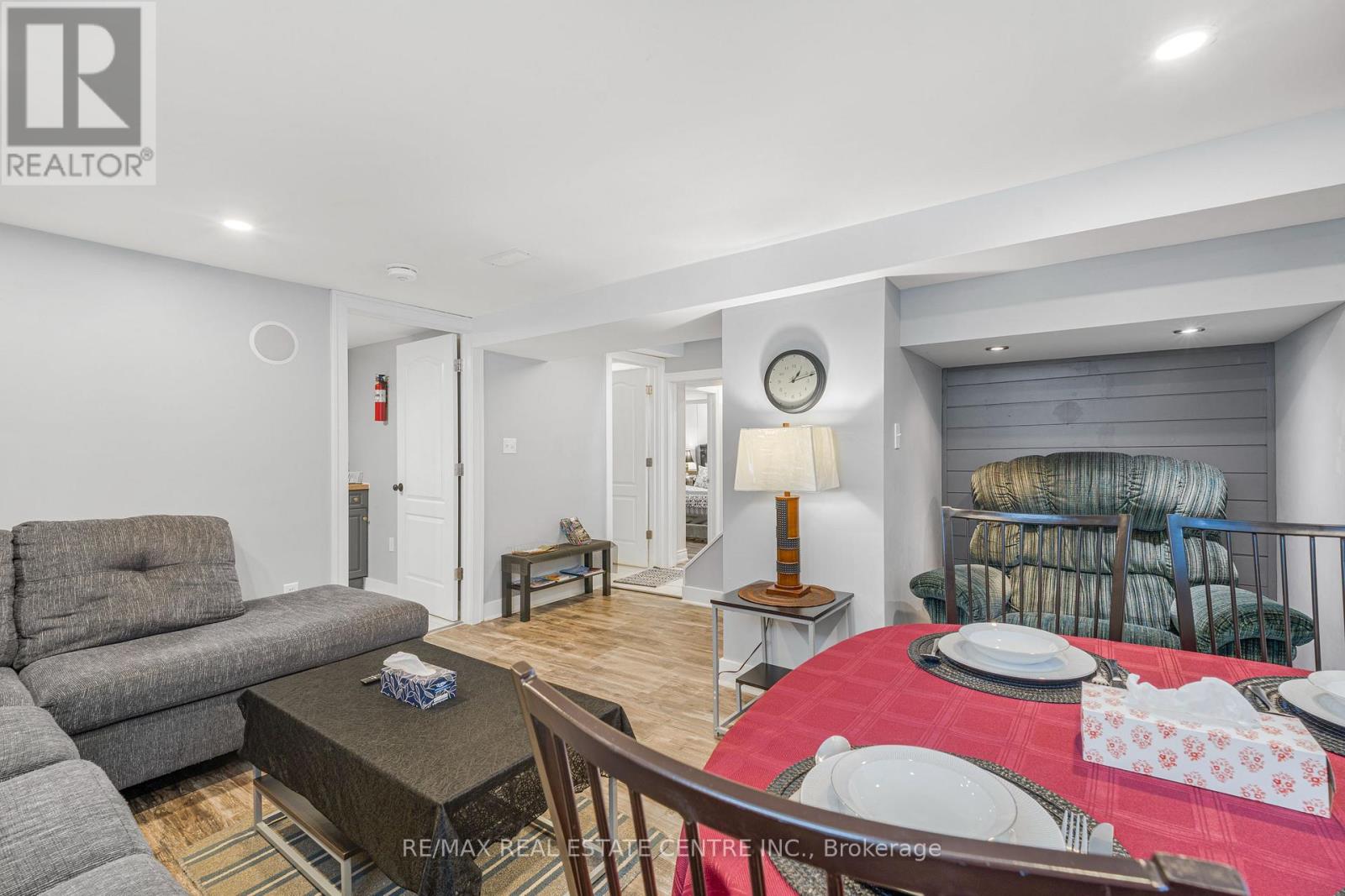 5857 MURRAY STREET - 32
