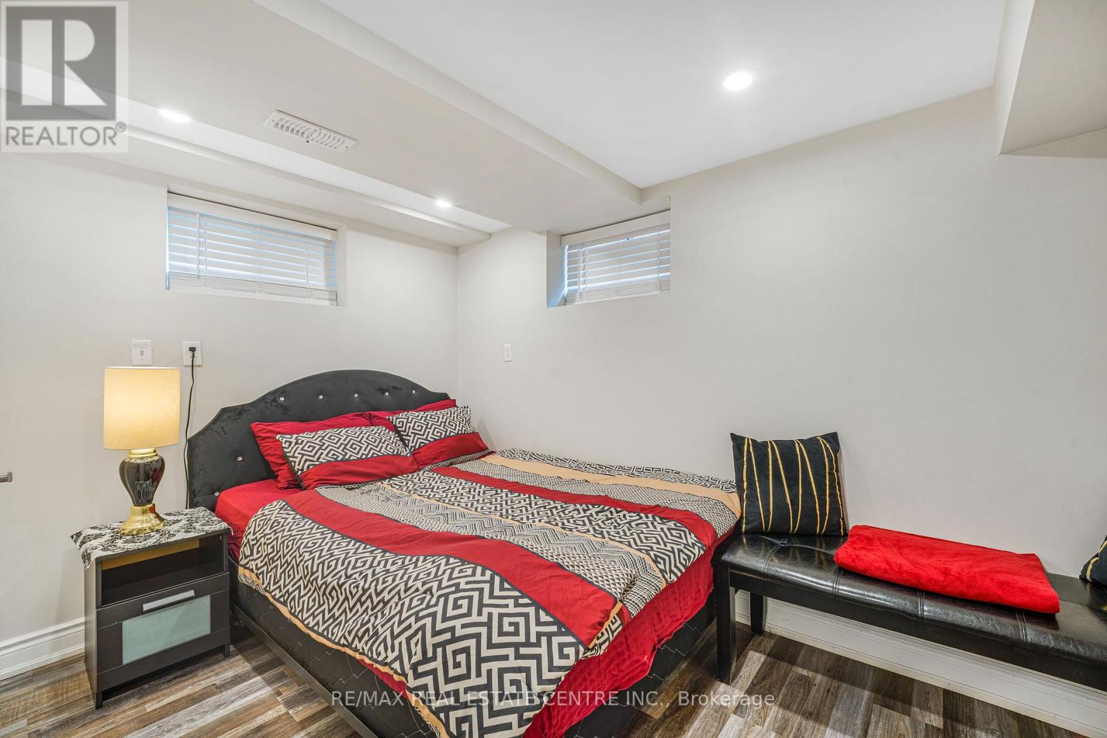 5857 MURRAY STREET - 37