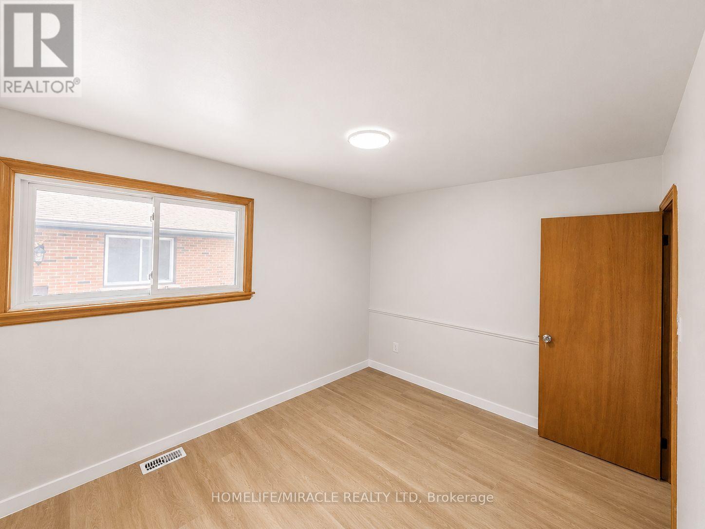 42 MARK STREET - 9