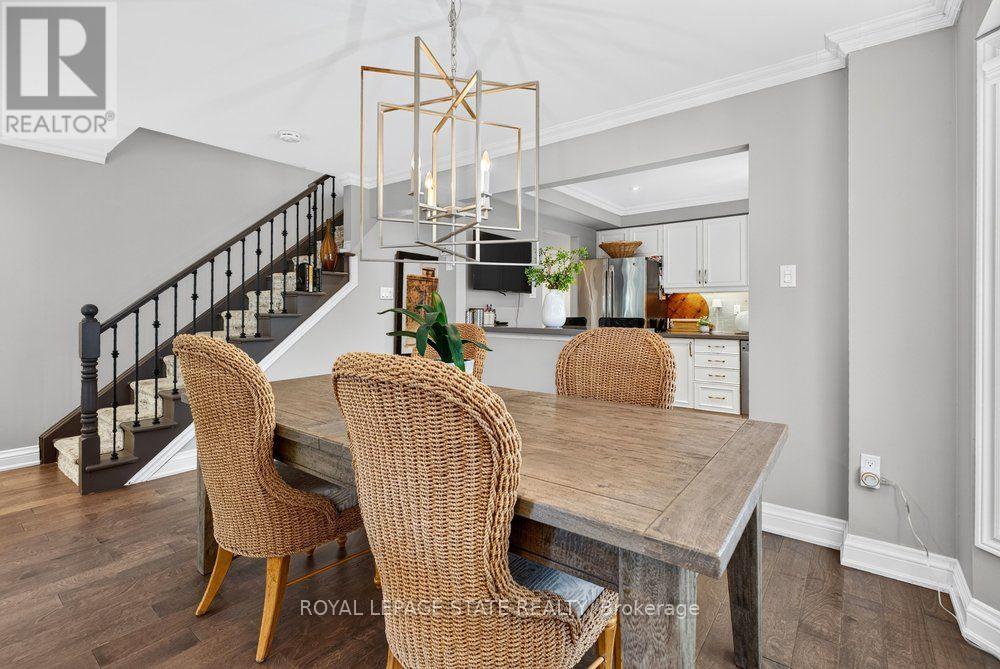#6 44 FRANCES AVENUE - Image 21