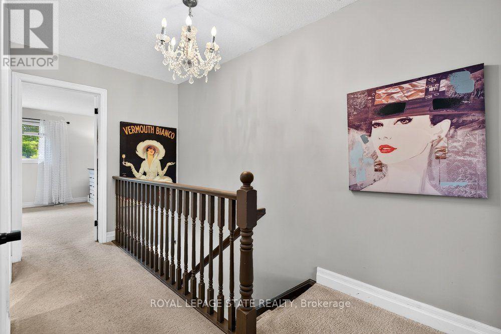 #6 44 FRANCES AVENUE - Image 29