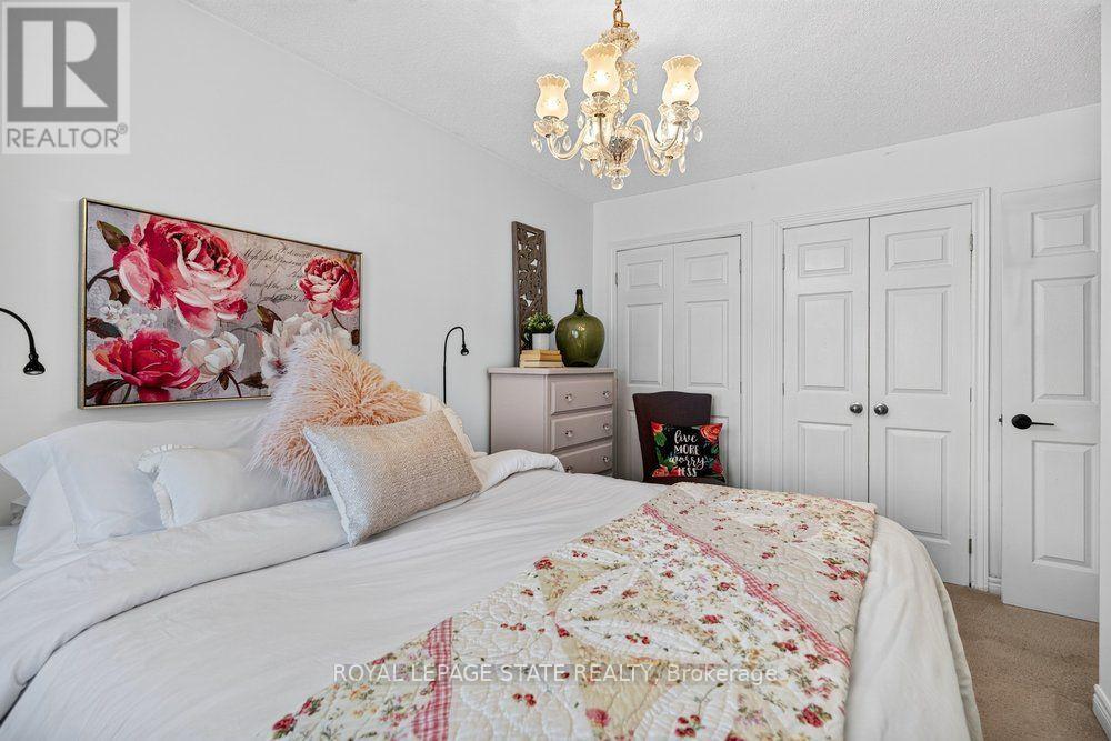 #6 44 FRANCES AVENUE - Image 34