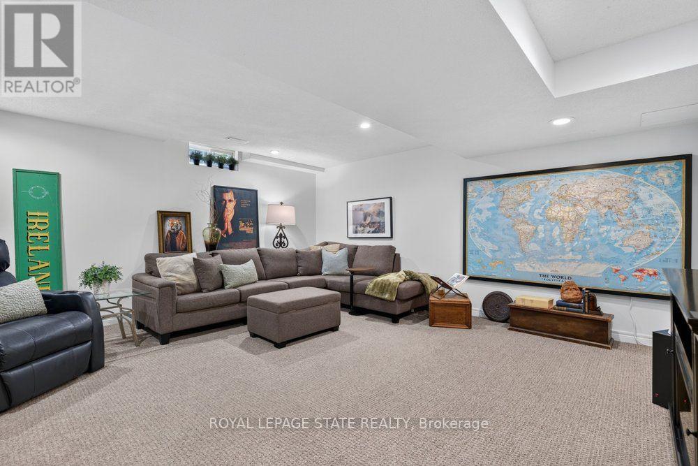 #6 44 FRANCES AVENUE - Image 7