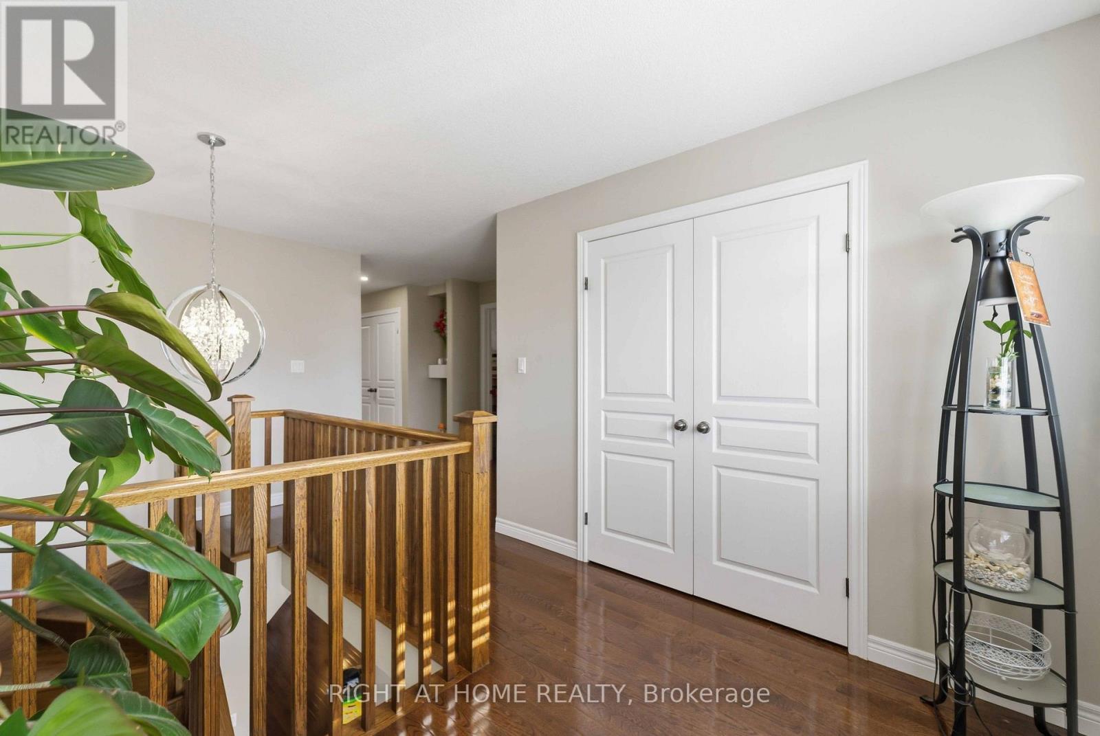 212 CHARTWELL CIRCLE - Image 12