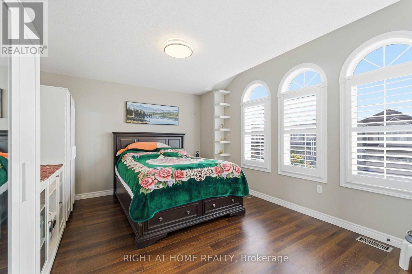 212 CHARTWELL CIRCLE - Image 13