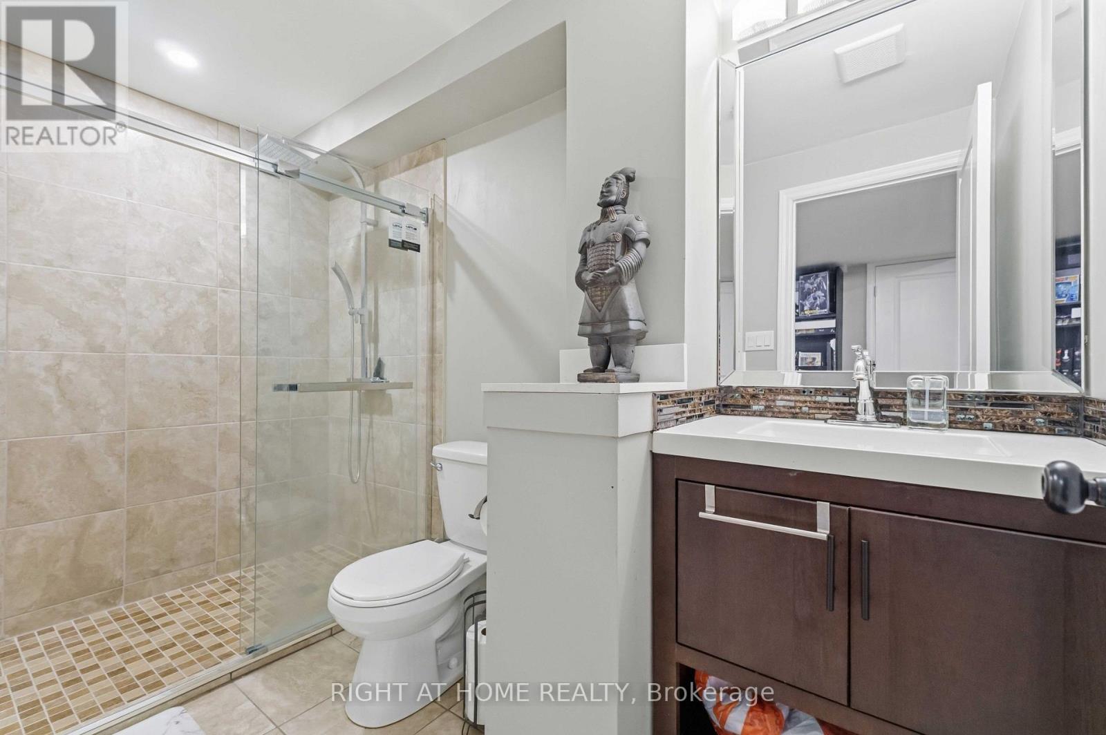 212 CHARTWELL CIRCLE - Image 16