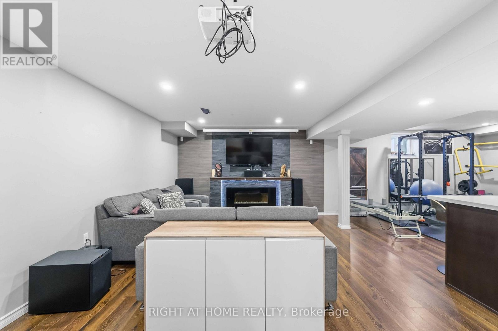 212 CHARTWELL CIRCLE - Image 23