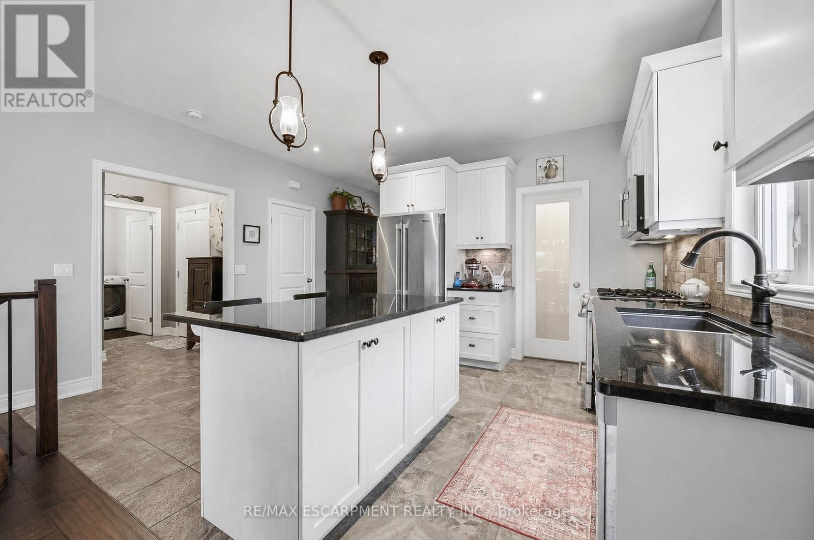 33 PIERPOINT DRIVE - 15