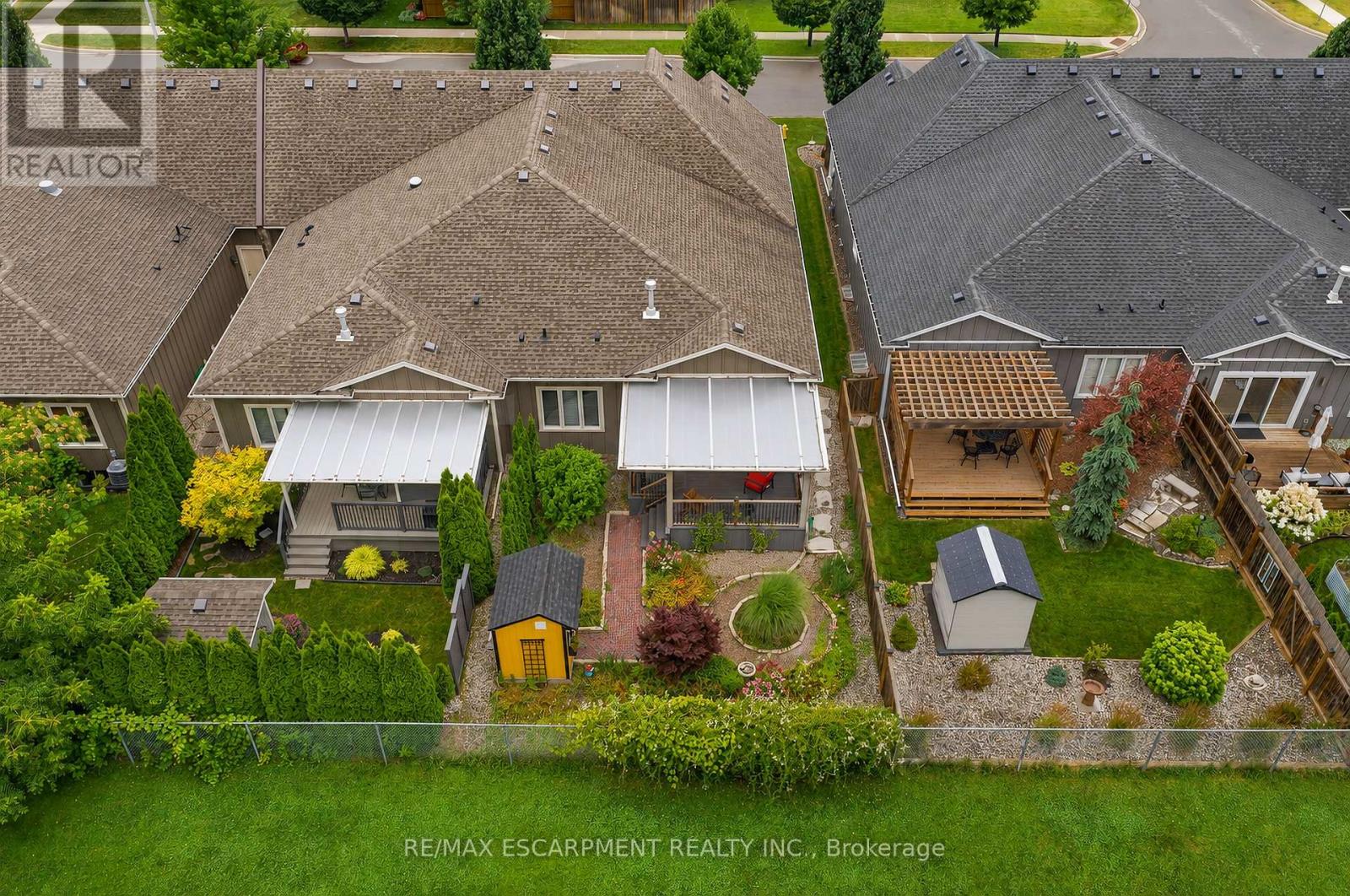 33 PIERPOINT DRIVE - 28