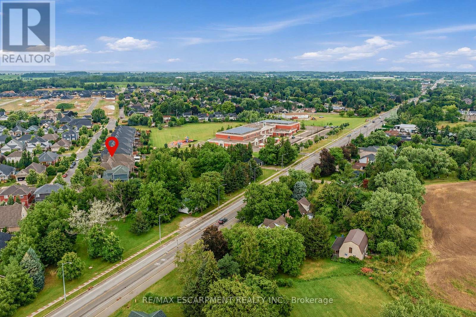 33 PIERPOINT DRIVE - 30