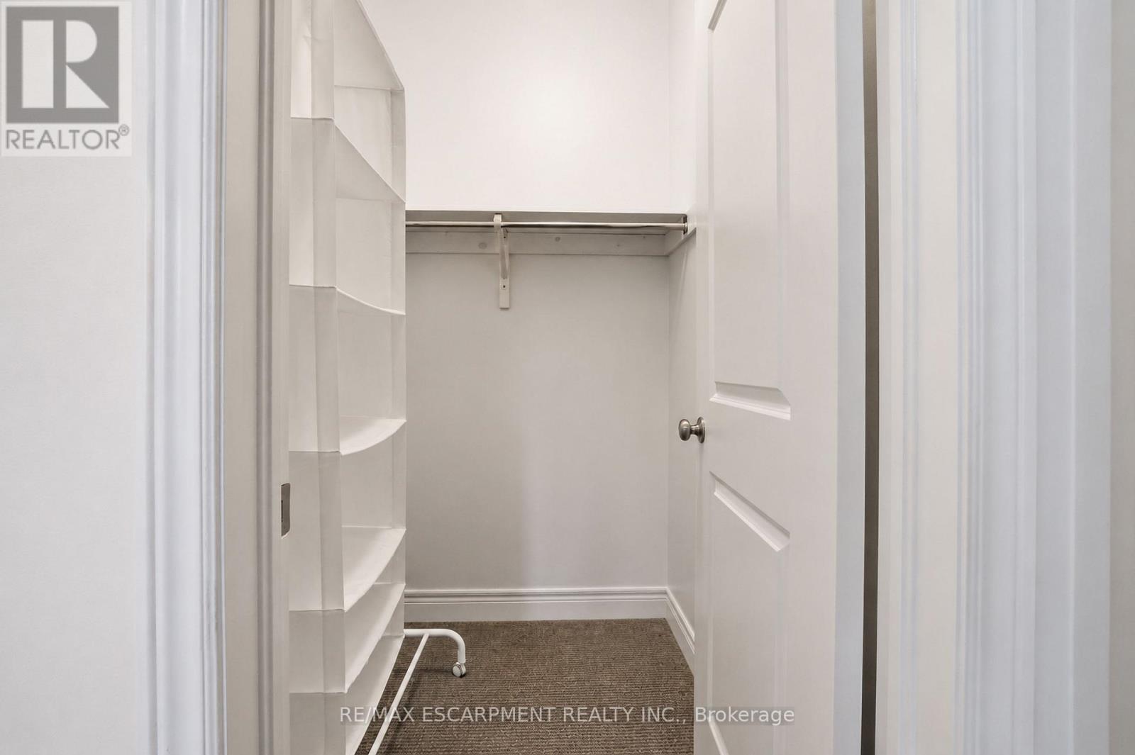33 PIERPOINT DRIVE - 7