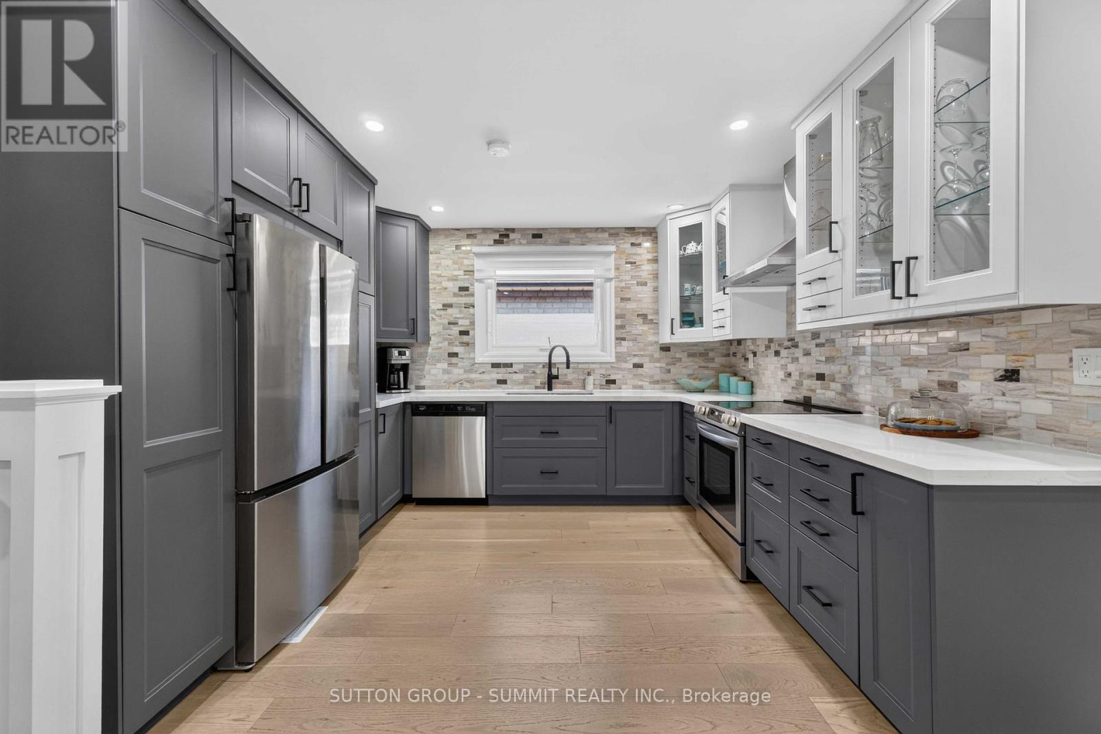 53 GREENING AVENUE - 7
